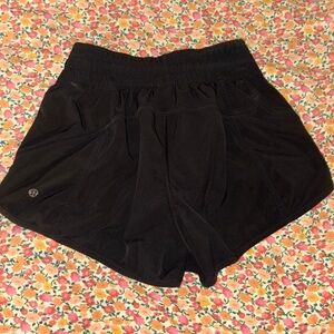 Lululemon 4inch tracker shorts